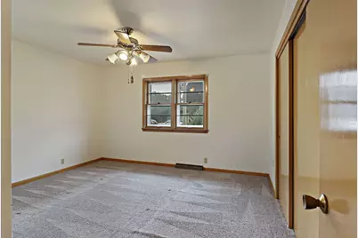 8920  20th Ave, Pleasant Prairie, WI 53143 - Photo 16