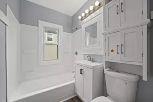 3026 W Eggert Pl., Milwaukee, WI 53209 - Photo 6