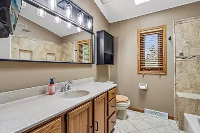 W235N6482  Outer Circle Dr, Sussex, WI 53089 - Photo 24