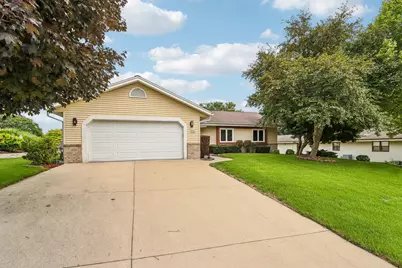 W235N6482  Outer Circle Dr, Sussex, WI 53089 - Photo 56