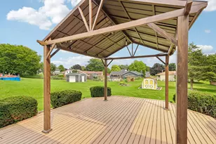 W235N6482 Outer Cir Dr, Sussex, WI 53089 - Photo 38