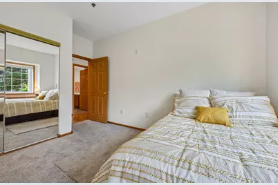 1038  River Place Blvd #7, Waukesha, WI 53189 - Photo 18
