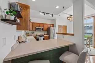 1038 River Pl Blvd, Waukesha, WI 53189 - Photo 8