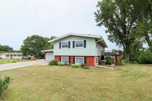 W7570 McHugh Ct, Holland, WI 54636 - Photo 4