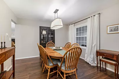 18675  Anita Ct, Brookfield, WI 53045 - Photo 6