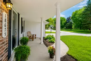 18675 Anita Ct, Brookfield, WI 53045 - Photo 2