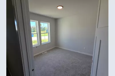 N162W21865  Poppy Rd, Jackson, WI 53037 - Photo 12