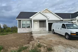 W219N16314 Jasmine Ct, Jackson, WI 53037 - Photo 1