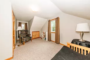 1332 S 94th St, West Allis, WI 53214 - Photo 16