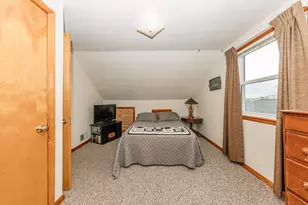1332 S 94th St, West Allis, WI 53214 - Photo 18
