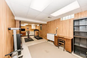 1332 S 94th St, West Allis, WI 53214 - Photo 22