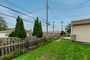1332 S 94th St, West Allis, WI 53214 - Photo 38