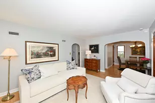 2603 N 66th St, Wauwatosa, WI 53213 - Photo 6
