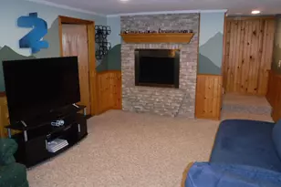 1708 Nagle Ave, Manitowoc, WI 54220 - Photo 20