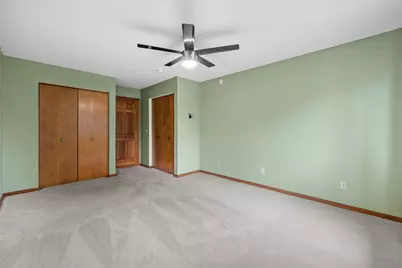 530 N Silverbrook Dr #327, West Bend, WI 53090 - Photo 24