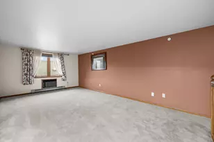 530 N Silverbrook Dr, West Bend, WI 53090 - Photo 28