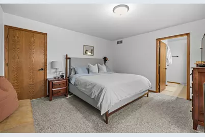 1135  Ellys Way, Slinger, WI 53086 - Photo 20