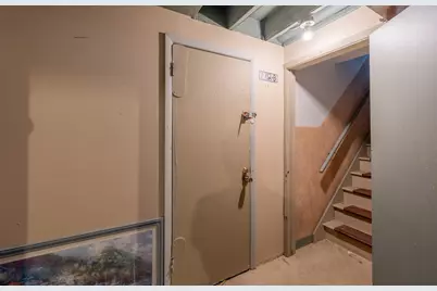 7712 W Morgan Ave, Milwaukee, WI 53220 - Photo 24