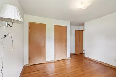 N68W15651  Chateau Dr, Menomonee Falls, WI 53051 - Photo 14