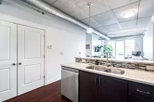 102 N Water St, Milwaukee, WI 53202 - Photo 18