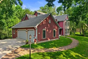 W278N2760 Rocky Point Rd, Pewaukee, WI 53072 - Photo 1