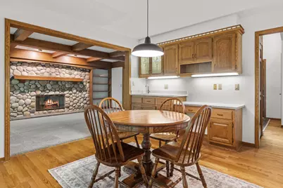 W278N2760  Rocky Point Rd, Pewaukee, WI 53072 - Photo 12