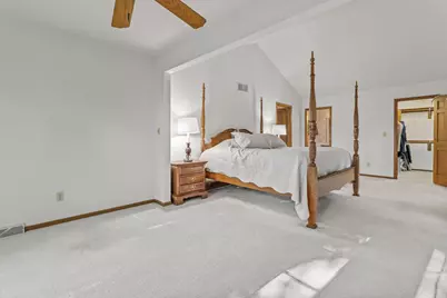 W278N2760  Rocky Point Rd, Pewaukee, WI 53072 - Photo 40