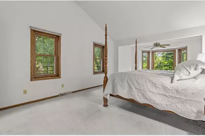 W278N2760  Rocky Point Rd, Pewaukee, WI 53072 - Photo 38