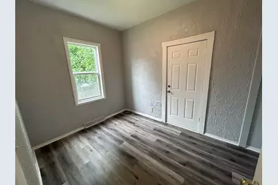 1533  Winslow St #1535, Racine, WI 53404 - Photo 18