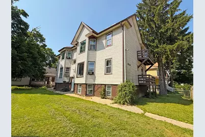 1533  Winslow St #1535, Racine, WI 53404 - Photo 1