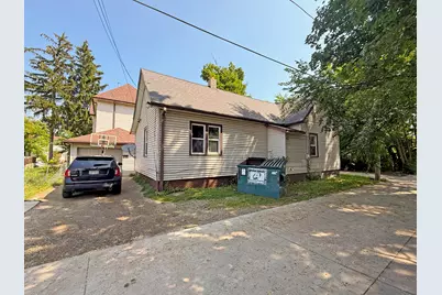 1533  Winslow St #1535, Racine, WI 53404 - Photo 6
