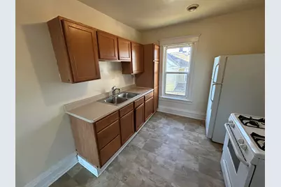 1533  Winslow St #1535, Racine, WI 53404 - Photo 20