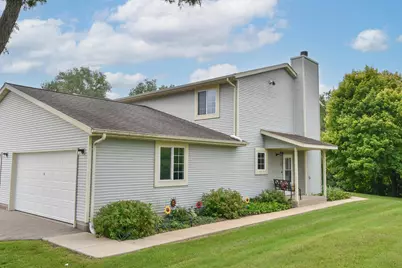 433  Slinger Rd #S-4, Slinger, WI 53086 - Photo 1