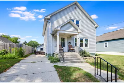 1606  Madison St, Manitowoc, WI 54220 - Photo 2