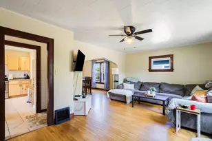 1606 Madison St, Manitowoc, WI 54220 - Photo 4