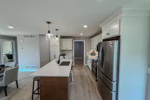706 Johnson St, Watertown, WI 53094 - Photo 14