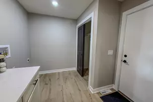 706 Johnson St, Watertown, WI 53094 - Photo 22