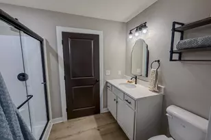 706 Johnson St, Watertown, WI 53094 - Photo 8