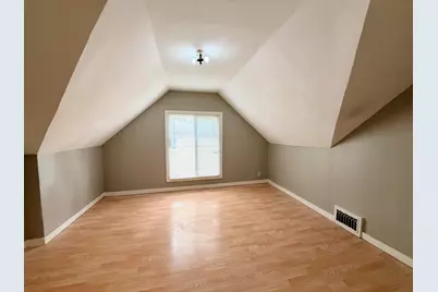 1623  Maple St, Racine, WI 53404 - Photo 8