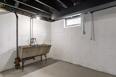 2013 S 97th St, West Allis, WI 53227 - Photo 18