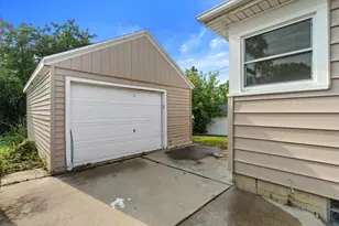 2013 S 97th St, West Allis, WI 53227 - Photo 30
