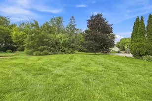 N168W20920 Main St, Jackson, WI 53037 - Photo 6