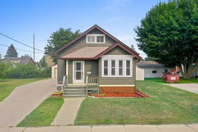 1133 S 20th St, Manitowoc, WI 54220 - Photo 38