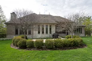 1512 W County Line Rd, Mequon, WI 53092 - Photo 54