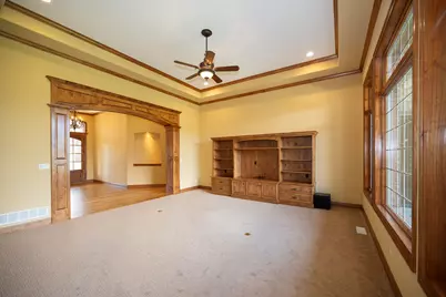1512 W County Line Rd, Mequon, WI 53092 - Photo 8