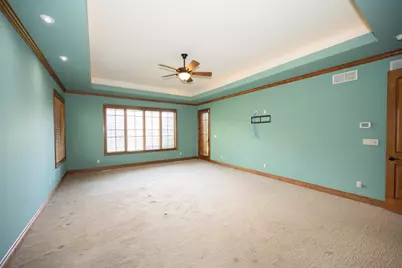1512 W County Line Rd, Mequon, WI 53092 - Photo 28