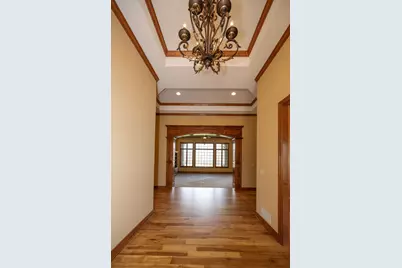 1512 W County Line Rd, Mequon, WI 53092 - Photo 4