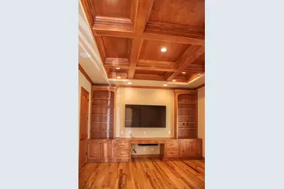 1512 W County Line Rd, Mequon, WI 53092 - Photo 40