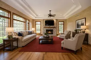 1512 W County Line Rd, Mequon, WI 53092 - Photo 12