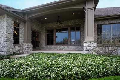 1512 W County Line Rd, Mequon, WI 53092 - Photo 56